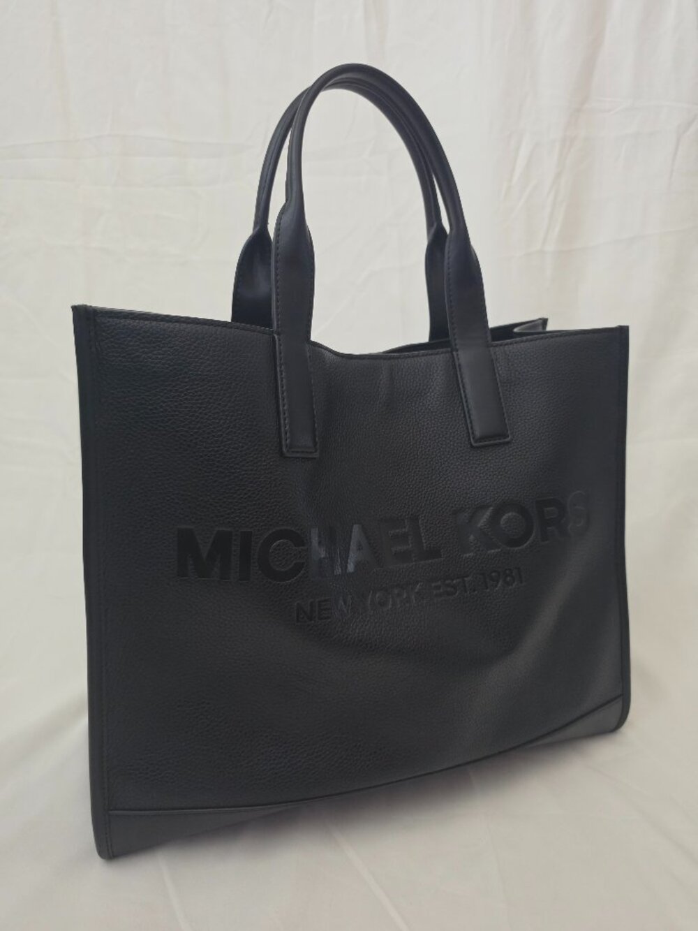 EUC Michael Kors Faux Pebbled Leather Tote Bag